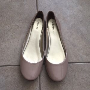Xhilaration Nude Flats